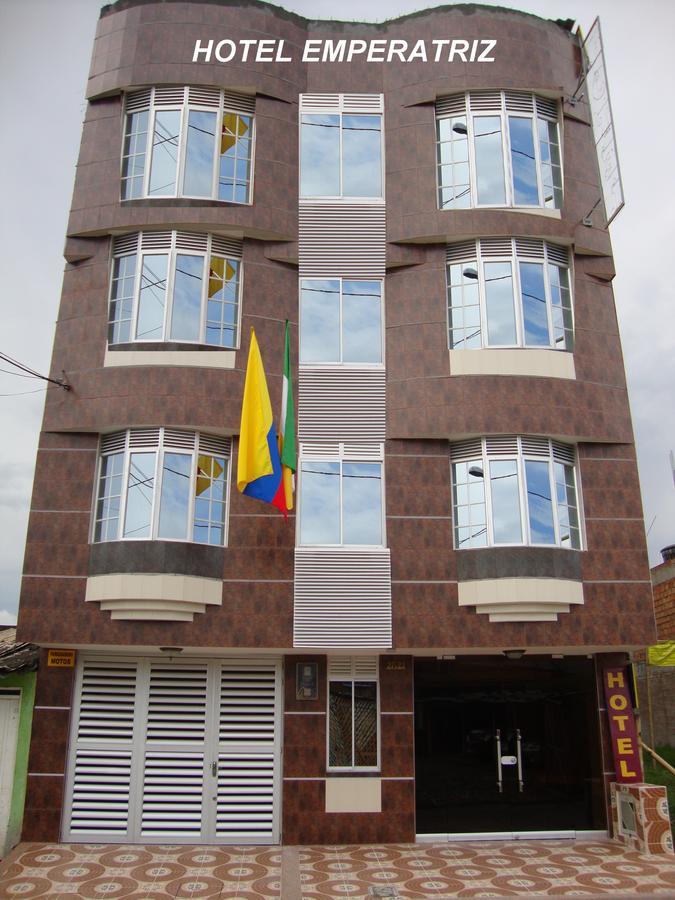 Hotel Emperatriz Armenia  Dış mekan fotoğraf