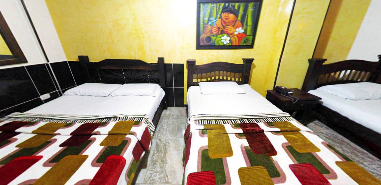 Hotel Emperatriz Armenia  Dış mekan fotoğraf